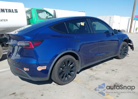 2020 Tesla Model Y Long Range Dual Motor All-Wheel Drive/Performance Dual Motor All-Wheel Drive from USA, damaged, VIN 5YJYGDEF6LF000142